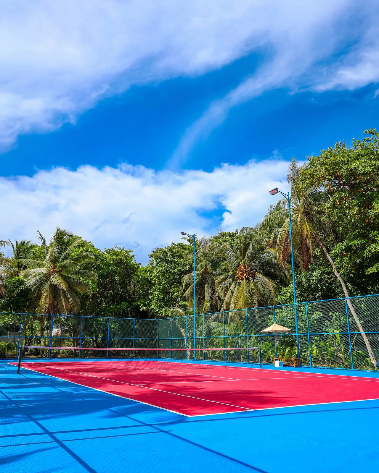 푸라베리 몰디브 TENNIS & BADMINTON