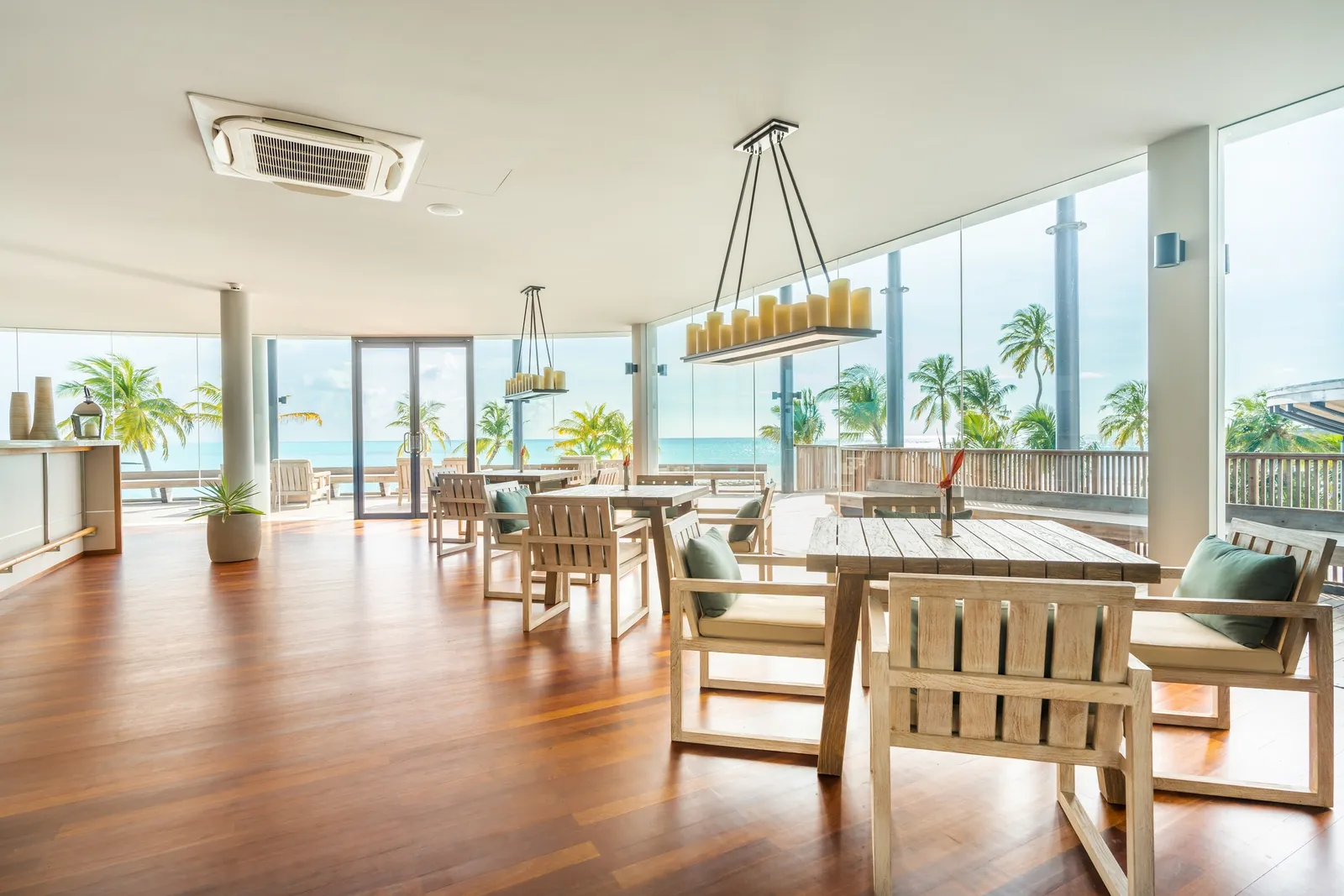 마디푸시 프라이빗 아일랜드 LOUNGE