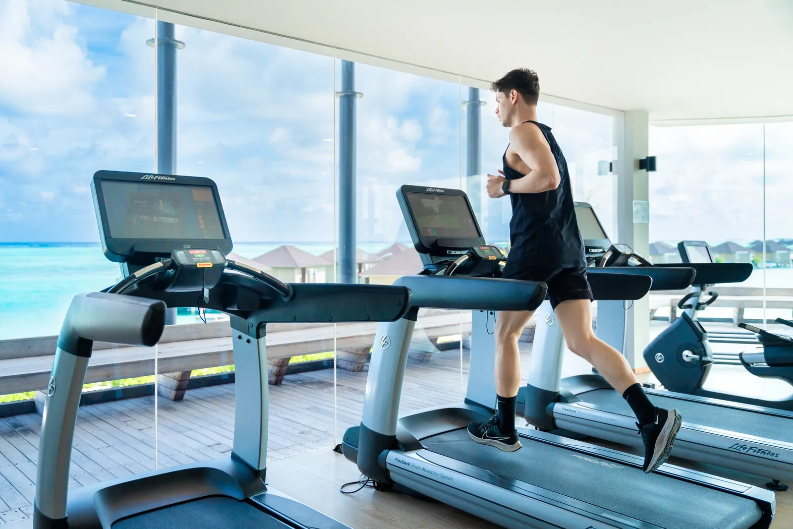마디푸시 프라이빗 아일랜드 GYM